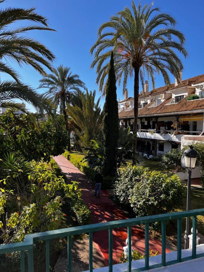 Estudio Marbella Exteriör bild